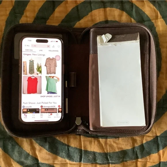 Coach Dark Brown Leather Vintage Phone Organizer Wallet - Picture 1 of 10